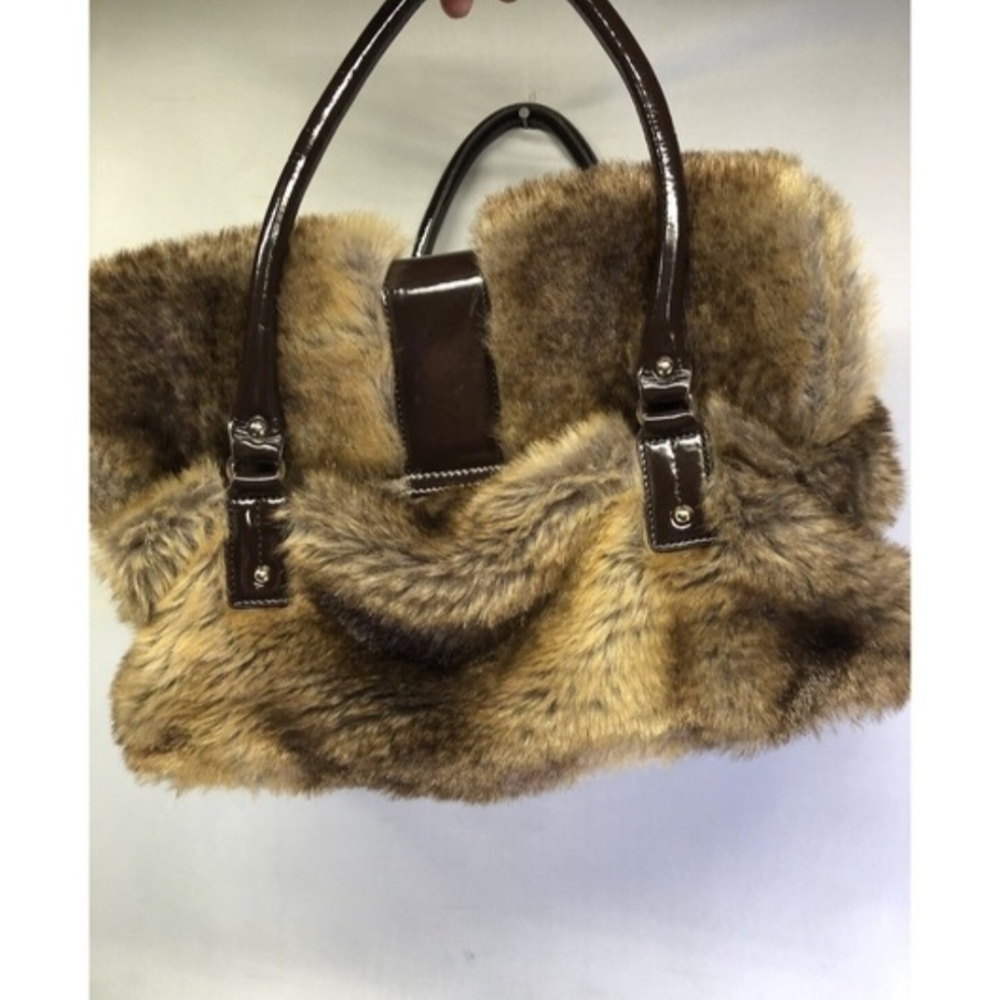 Italian Designer Fur And Leather Bag - Picture 9 of 10